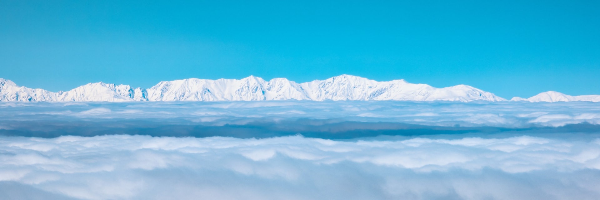 Jagged-snow-covered-mountains