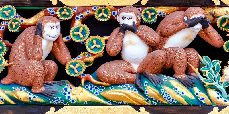 Wise-monkeys-at-Toshogu-shrine