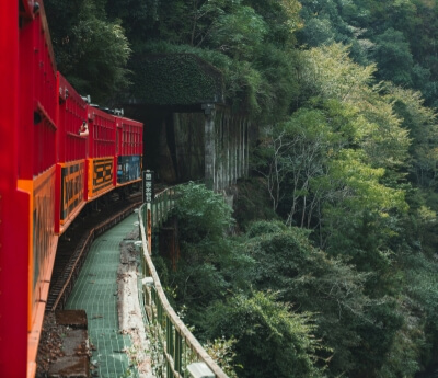 Arashiyama Romantic Train