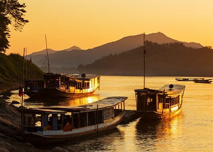 Boats-on-the-Mekong-river