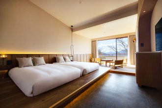 Standard Twin & Tatami with Japanese Style Bed