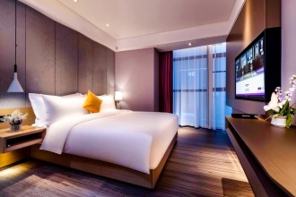 deluxe king room-Mercure Suzhou Downtown