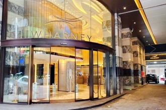 exterior-Wharney Hotel