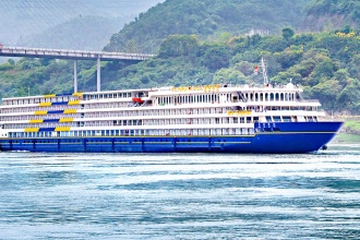 victoria-sabrina_new