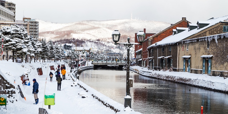 Otaru canal with nostalgic buidings