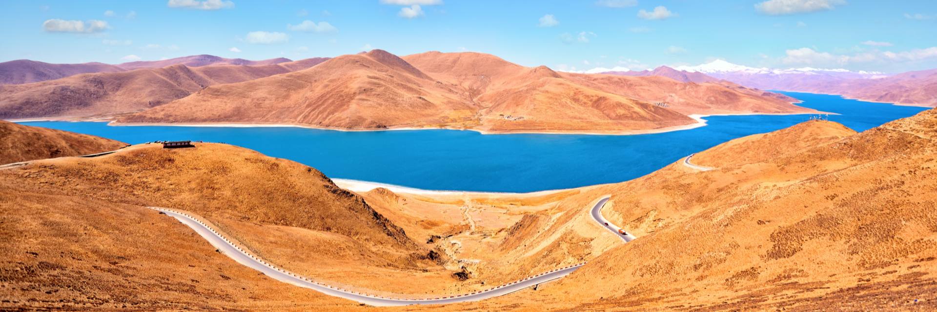 Holy Yamdrok Lake