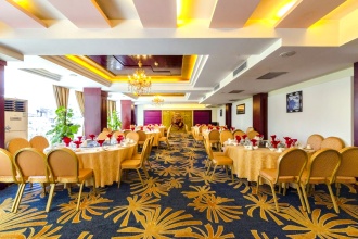 Restaurant 2