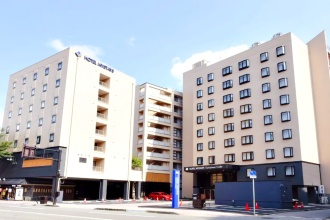 Exterior 2