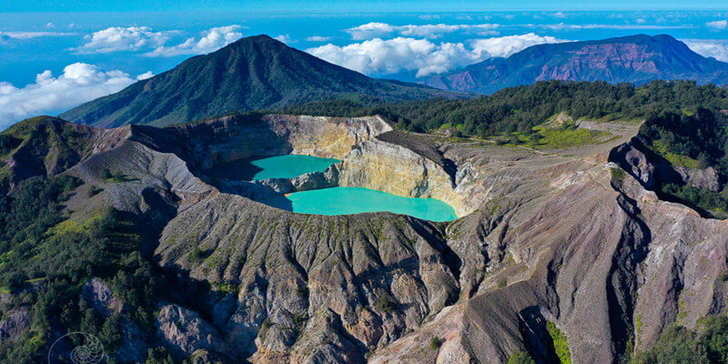 Kelimutu three colored lakes