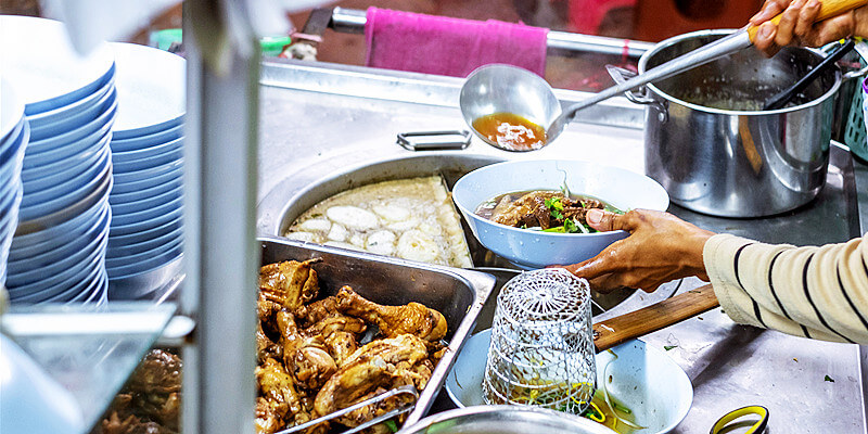 Cooking-Thai-Street-Food