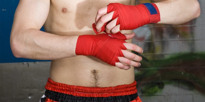 Muay-Thai-Bandaging