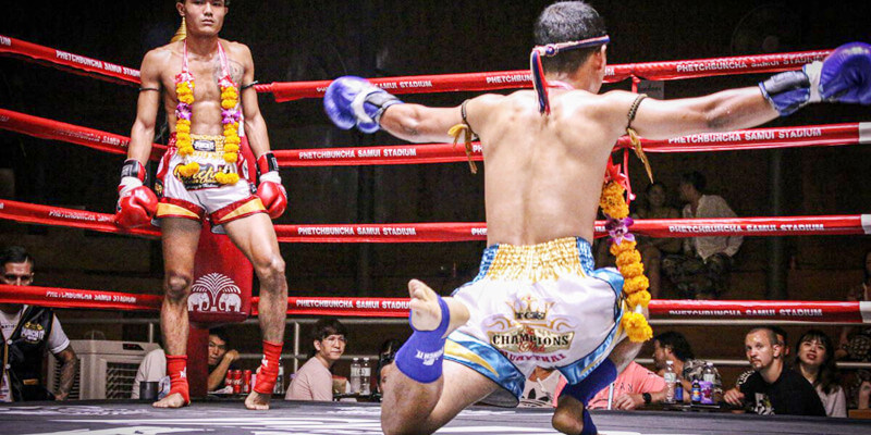 Wai-Kru-in-Muay-Thai