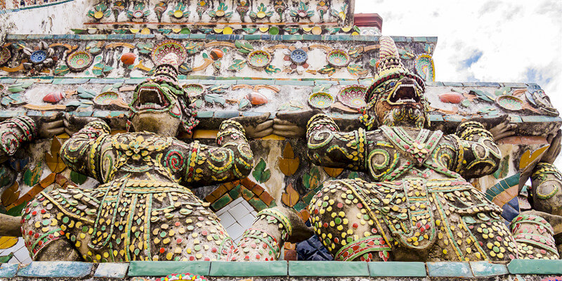 Stone-Sculptures-of-Wat-Arun
