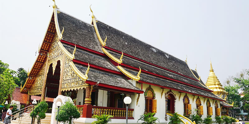 Large-Viharn-of-Wat-Chiang-Man