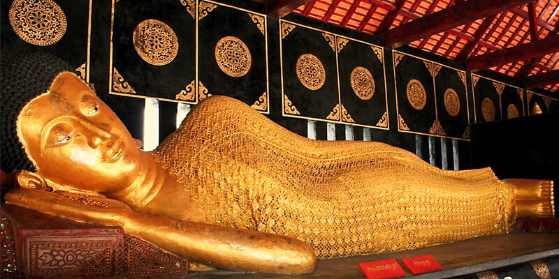 Reclining-Buddha-in-Wat-Chedi-Luang