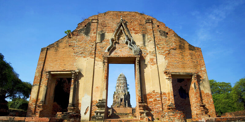 The-Wall-of-Wat-Ratchaburana
