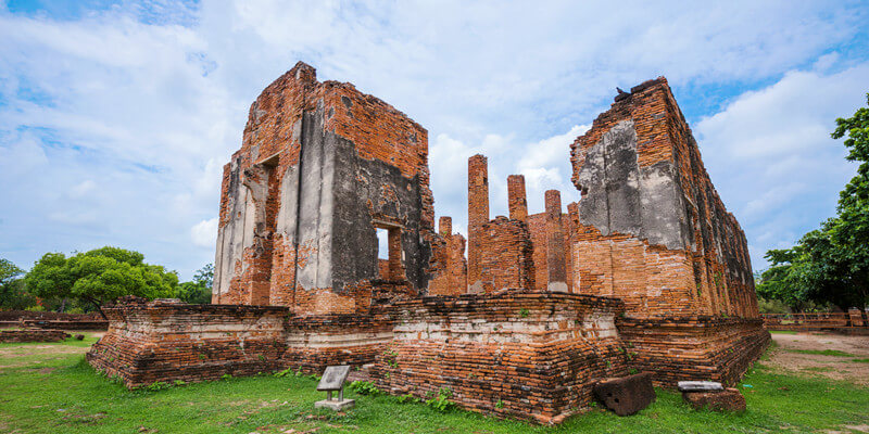 Chom-Thong-Palace-Hall-1