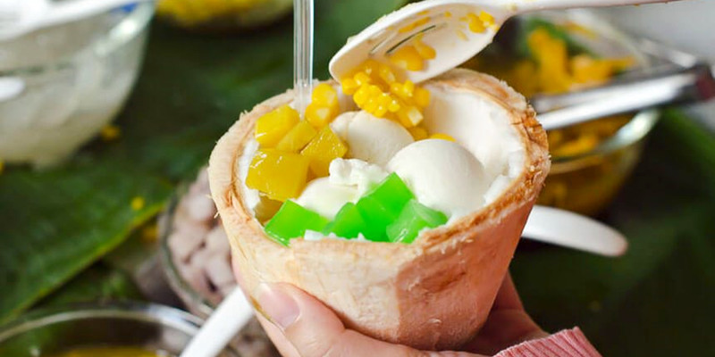 Coconut-Ice-Cream-in-Chatuchak-Market