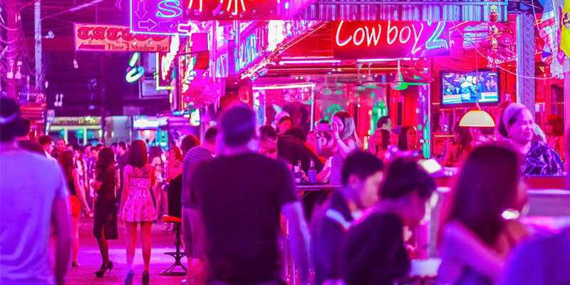 Bars-at-Patpong-Night-Market