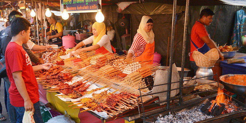 Food-Area-of-Krabi-Walking-Street