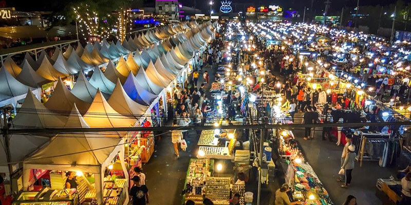 Talad-Neon-Night-Market