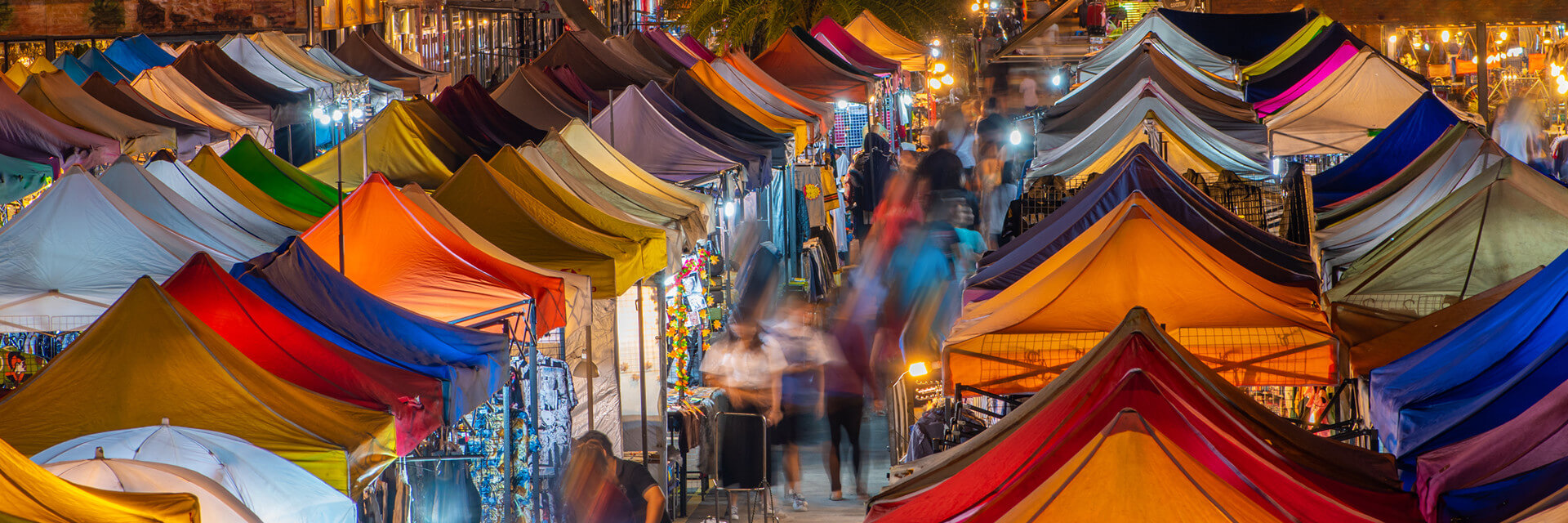 Colourful-Talad-Neon-Night-Market