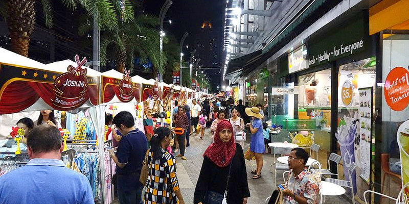 Palladium Night Market – Late Night Shopping @ Pratunam