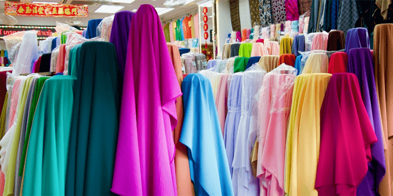 Cotton-Fabrics-at-Sampeng-Market