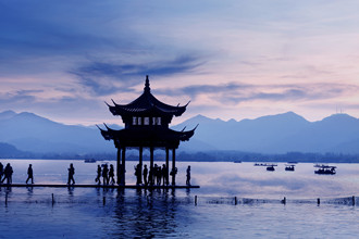 West-Lake-Hangzhou-1