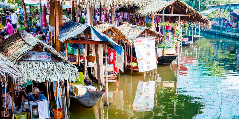 Bang-Nam-Phueng-Floating-Market