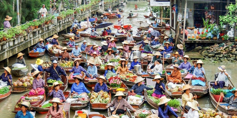 Tha-Kha-Floating-Market