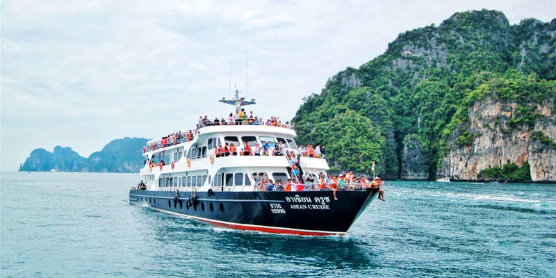 Ferry-to-Koh-Lanta