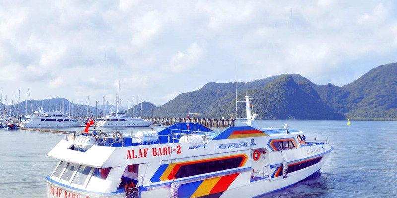 Shared-Ferry-from-Langkawi-to-Koh-Lipe