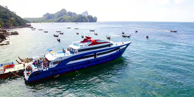 Shared-Ferry-from-Koh-Phi-Phi-to-Koh-Lipe
