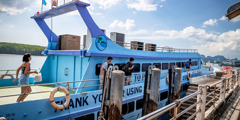 Ferry-to-Phi Phi