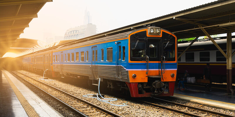 Train-in-Thailand