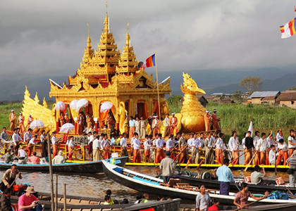 Shit-Thaung-Pagoda-Festival