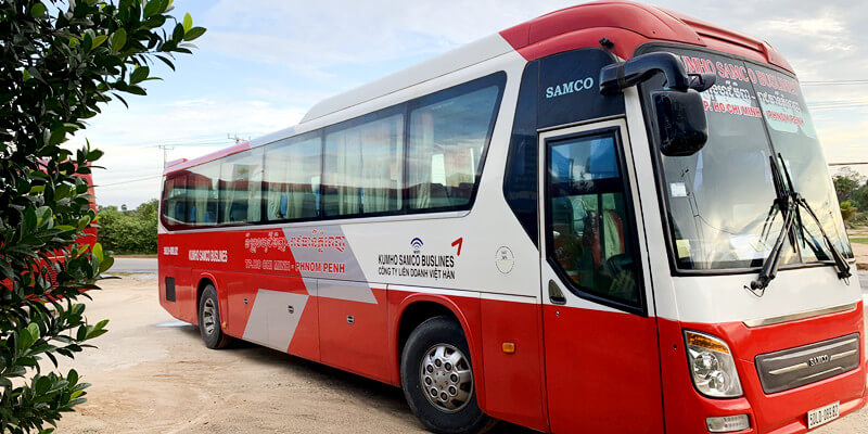 Bus-of-Vietnam