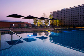 Swimming-Pool-U-Nimman-Chiang-Mai