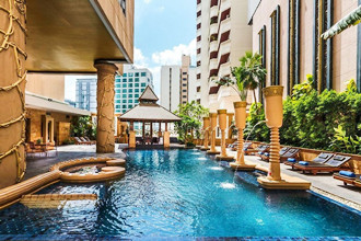Swimming-Pool-Grand-Sukhumvit-Hotel-Bangkok