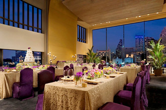 Restaurant-of-The-Peninsula-Bangkok