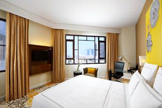 Premier-King-Swissotel-Merchant-Court-Singapore