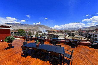 Restaurant-Lhasa-Thangka-Hotel