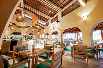 Restaurant-Lahana-Resort-Phu-Quoc