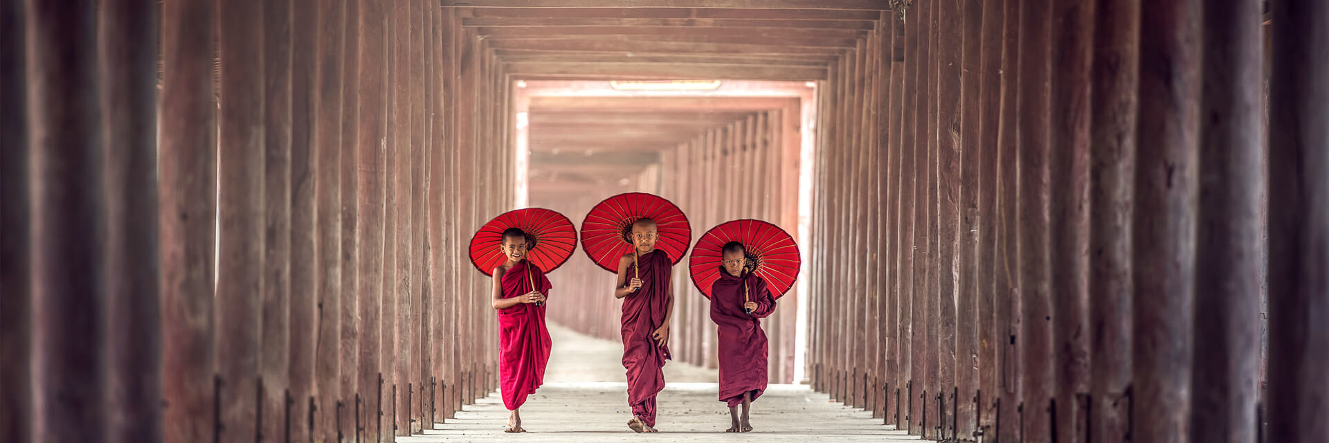 Myanmar-Monks