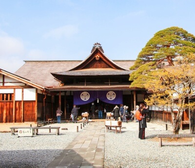 Takayama Jinya