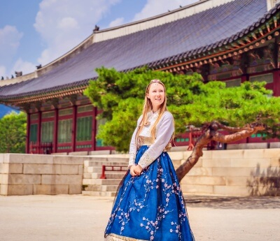 Hanbok wearing experience