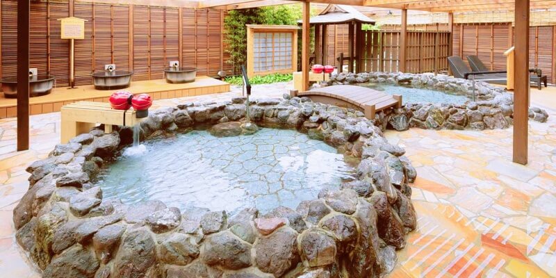 silver-water-in-arima-onsen