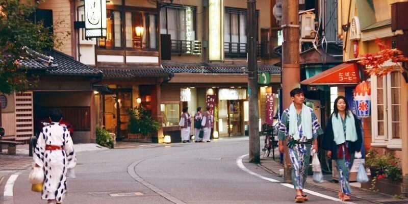 cozy-street-of-Kinosaki-Onsen