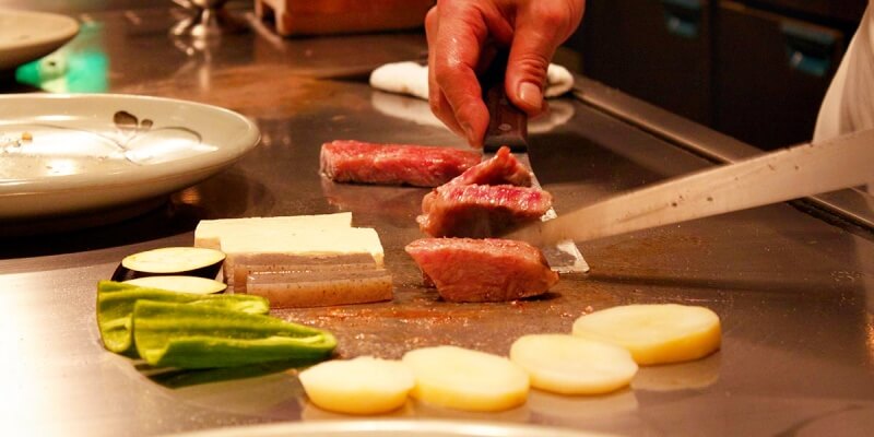 kobe-beef-teppanyaki-in-japan